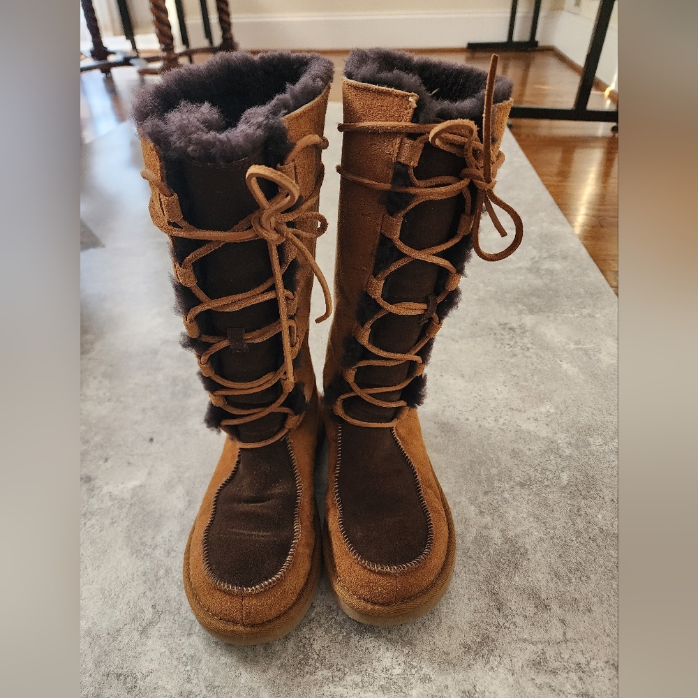 UGG Sunburst Tall Suede Shearling Lace Up Boots Chestnut Y2K Boho 6